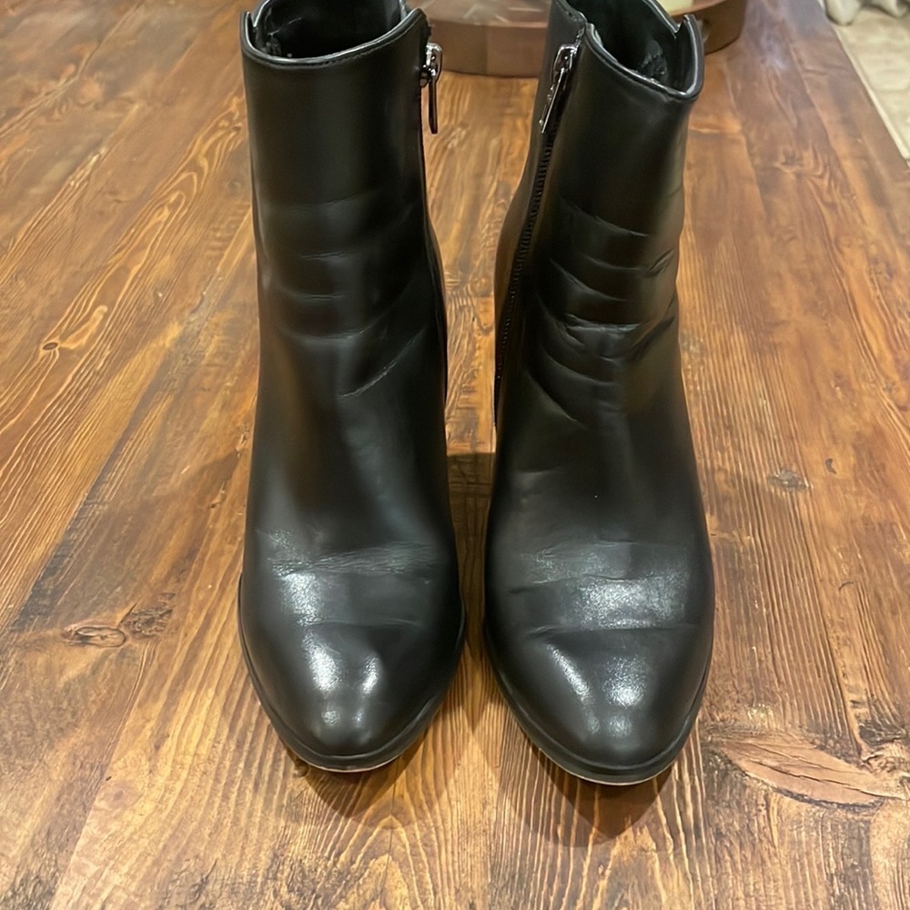 COACH BOOTS - Picture 1 of 9